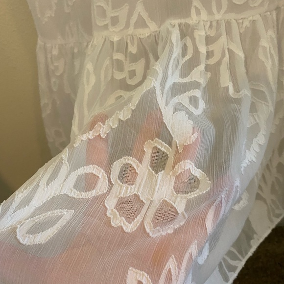 Lilly Pulitzer White Maxi Dress - Picture 5 of 14